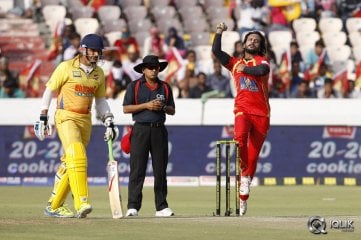 Telugu Warriors vs Chennai Rhinos Final Match Photos